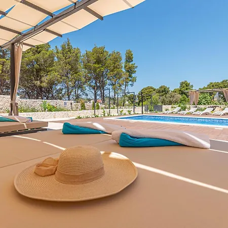 Vakantiehuis 3 Bedroom Gorgeous In