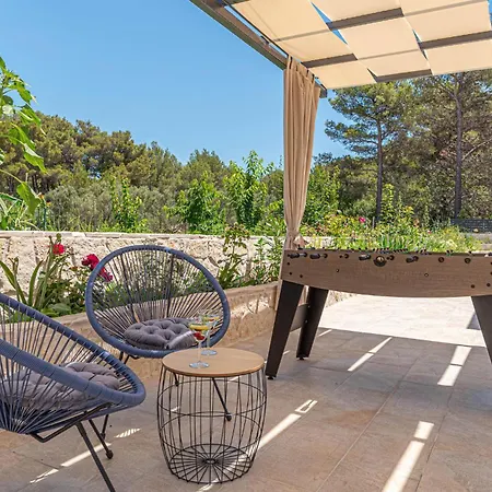 Vakantiehuis 3 Bedroom Gorgeous In *