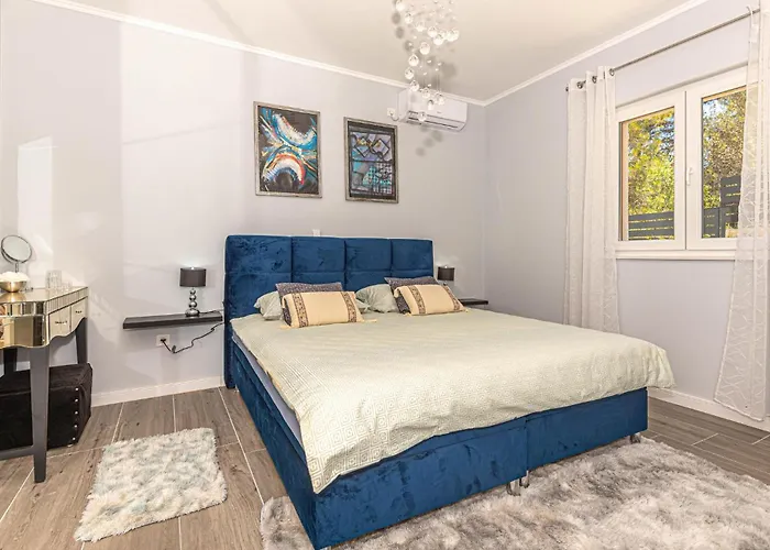 3 Bedroom Gorgeous In